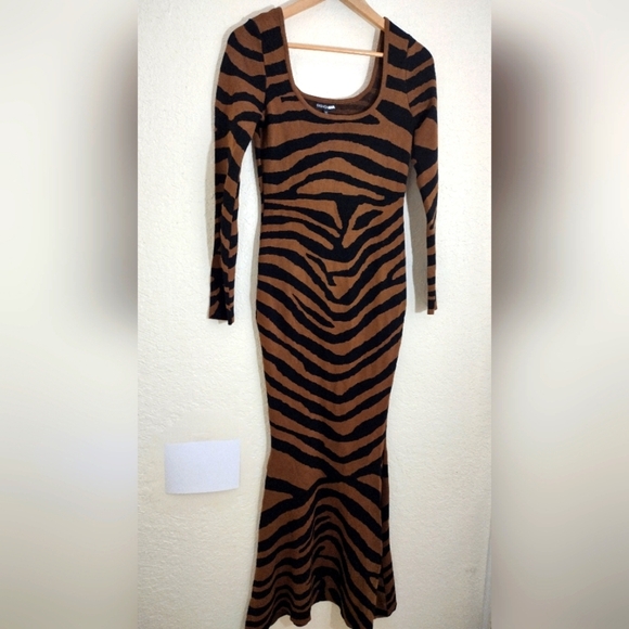 Fashion Nova Sutton Sweater Dress - Picture 5 of 9